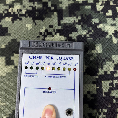 Verkleidungsdruck Hochleistungs-ESD-Diamantgitter Gewirkstoff 87% Polyester + 13% Kohlenstofffaser